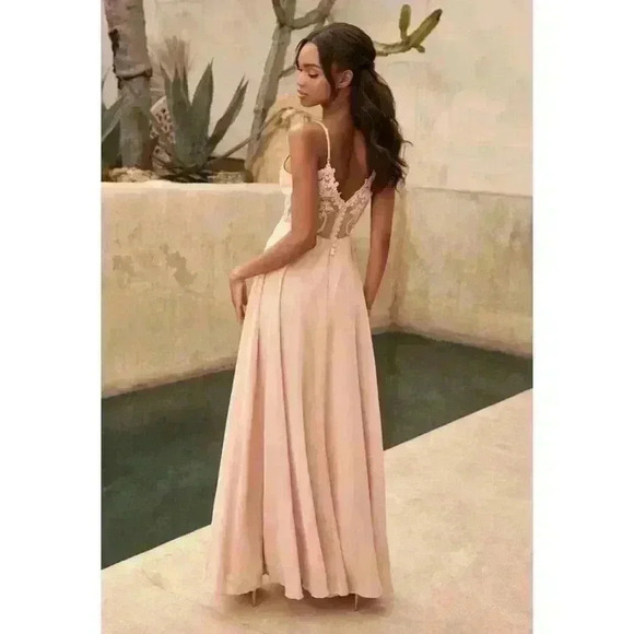 Lulu’s Romantic Ways Blush Pink Lace Button Back Maxi Dress M - Picture 1 of 9